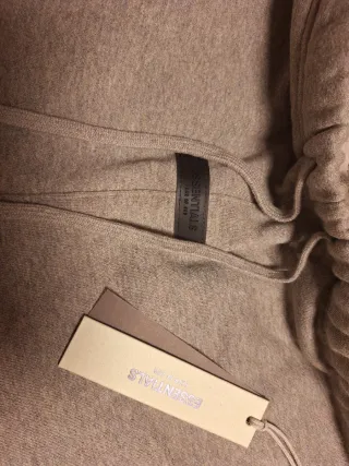 Conjunto Chándal Essentials Gris Nuevo