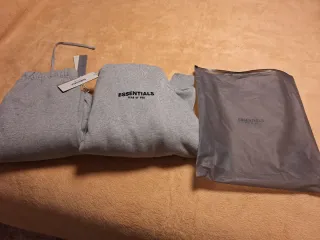 Conjunto Chándal Essentials Gris Nuevo