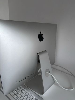 iMac 21.5 Late 2013 + Ratón (Mirar descripcion)