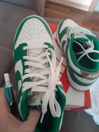 Nike Dunk verdi con dettagli oro, ottime condizion