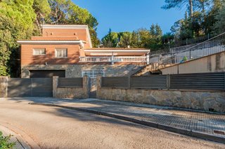 Chalet en venta en Vacarisses