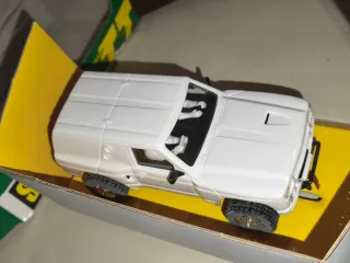 Scalextric TT Patrol Blanco Edición Limitada