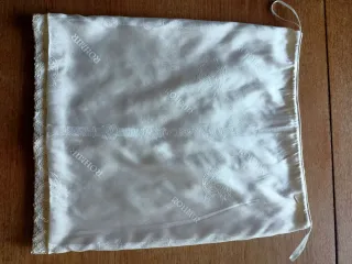 Falda de alta costura de lentejuelas marfil