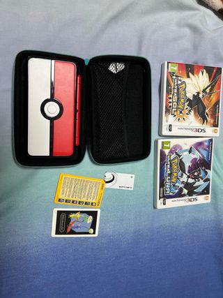 Nintendo 2DS con custodia e giochi Pokémon