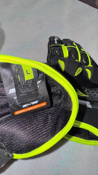 Pack Guantes Moto y Auricular Bluetooth para Casco