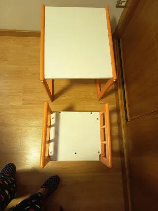 Mesita y sillita infantil madera naranja