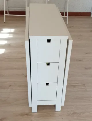 Mesa plegable IKEA con cajones