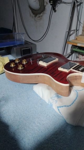 Cambio Guitarra Eléctrica Tipo Les Paul Roja