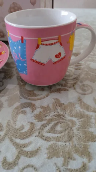 Vajilla infantil porcelana.