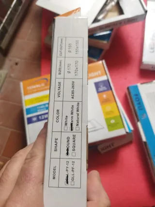 8x Pannelli LED quadrati e rotondi