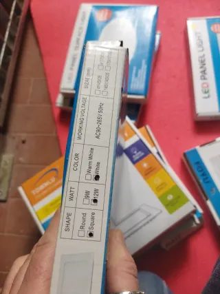 8x Pannelli LED quadrati e rotondi