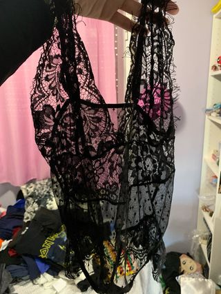 Body de encaje negro