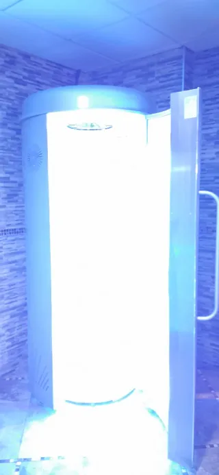 Cabina vertical rayos UVA