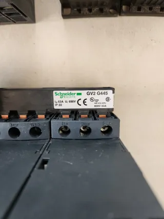 Arrancadores SCHNEIDER LUCA05FU (Lote)