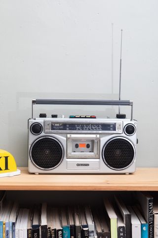 Radiocasete Sanyo Vintage 80s Plata