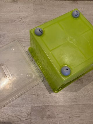 Caja de almacenaje VESSLA IKEA verde