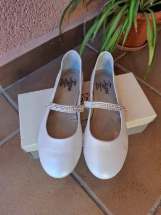 Zapatos comunión tizzas beig talla 38