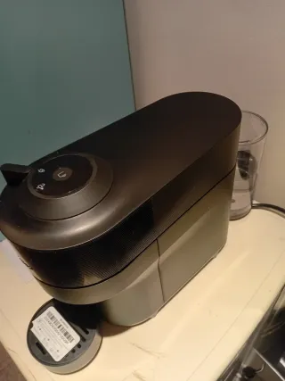 Cafetera Nespresso Vertuo Negra