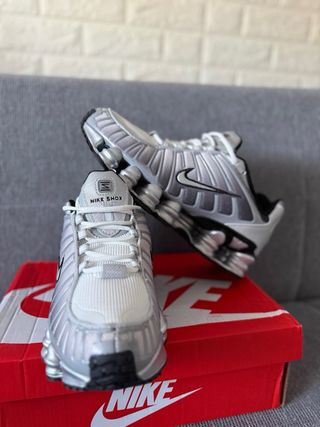Nike Shox Air Max DN