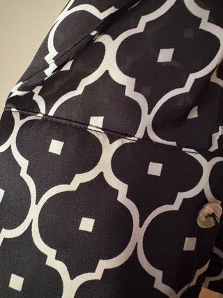 Blusa Zara Estampada Negra y Blanca