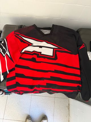 Traje Motocross Niño Rojo y Negro