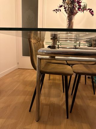 URGE Mesa Comedor Cristal Extensible