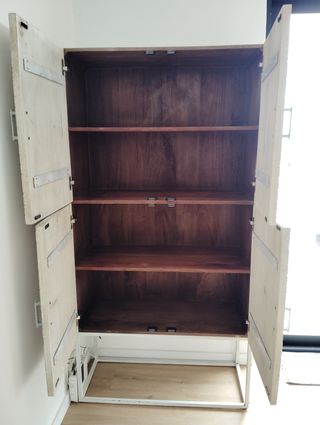 Mueble tallado madera de mango