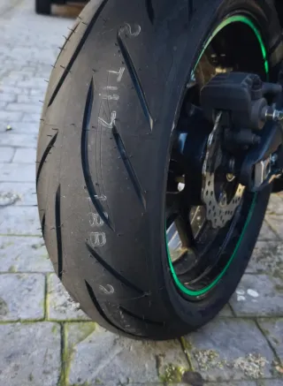 Kawasaki ZX6R 2008