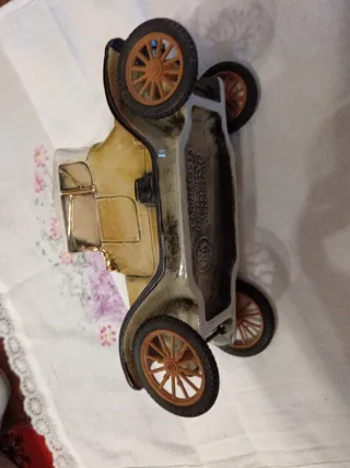 Cadillac 1913 Bottiglia Vintage