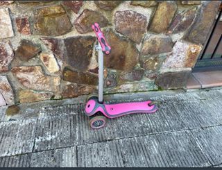 Patinete Globber con asiento