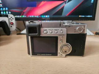 Leica Digilux 2