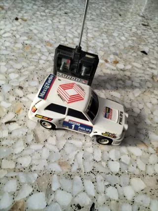 Coche RC Renault 5 Turbo Maxi 5