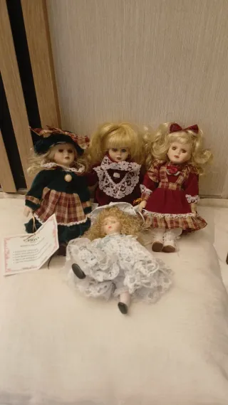 Conjunto 4 Bonecas Porcelana - "Coleção Vintage"