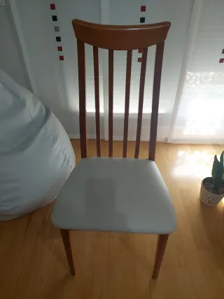 Sillas de salón madera y tela