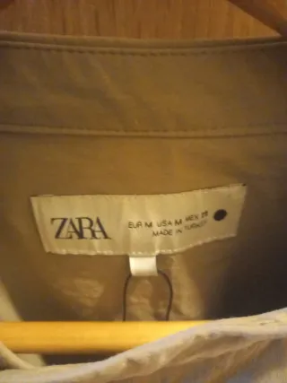 Camisa Zara Cuello Mao Beige Talla M