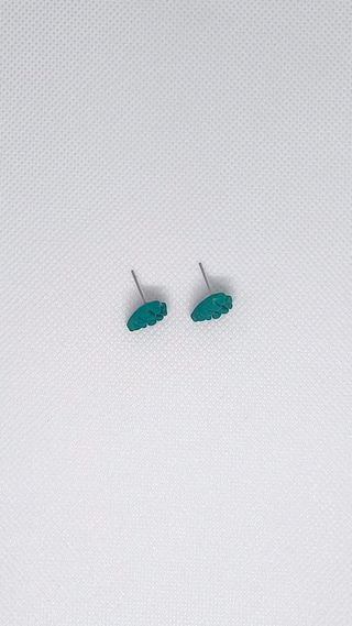 Pendientes mini hoja verde