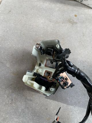 Piña mandos Vespa GTS