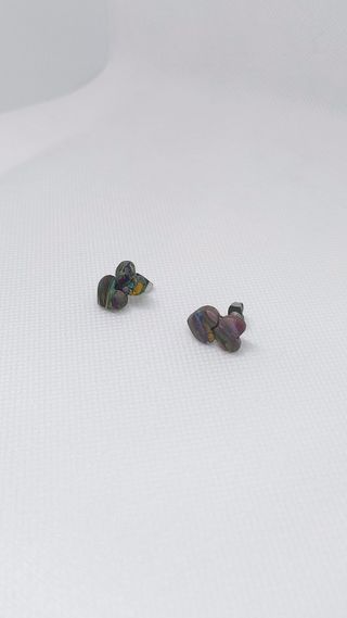 Pendientes mini corazones multicolor