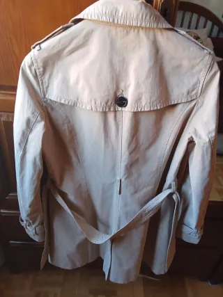 Gabardina beige mujer