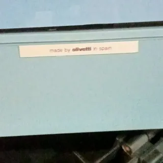 Máquina de escribir Olivetti Studio 46