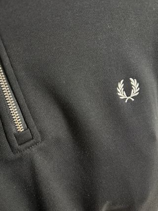 Sudadera Fred Perry Negra Media Cremallera