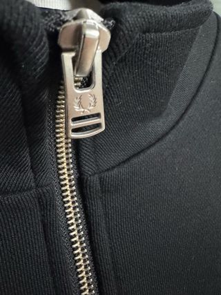 Sudadera Fred Perry Negra Media Cremallera