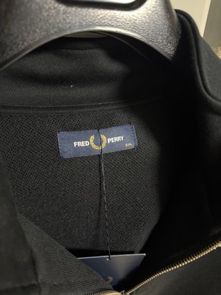 Sudadera Fred Perry Negra Media Cremallera