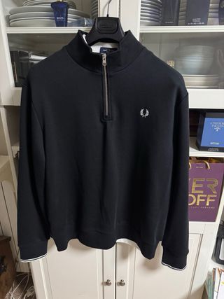 Sudadera Fred Perry Negra Media Cremallera