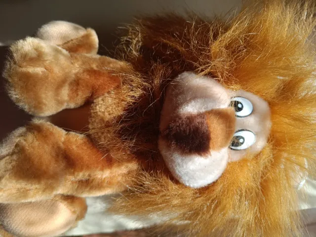 Peluche León Suave