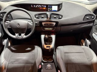 Renault Scenic 2015