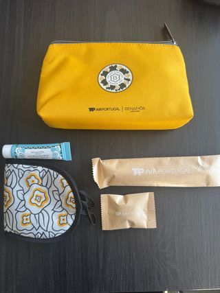 Neceser TP Air Portugal Amarillo