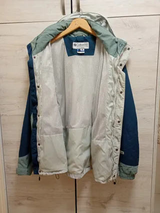 Abrigo Columbia .