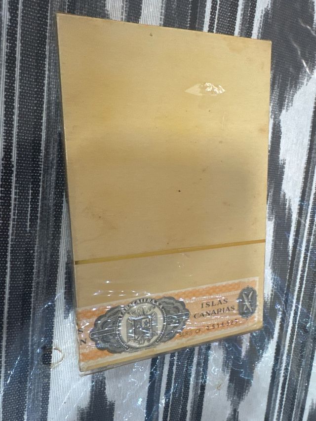 Caja Puros La Esmeralda Especial 10