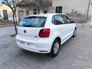 Volkswagen Polo 2015